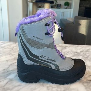 Columbia Youth Bugaboot Plus IV Omni-Heat Size 4